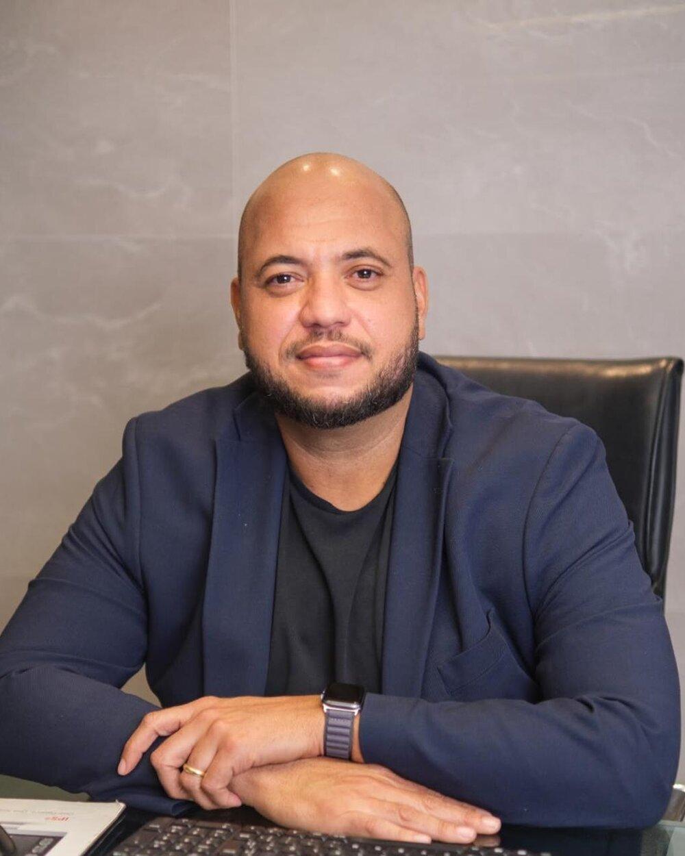 Dr. Stélio Araújo Neto, cirurgião bucomaxilofacial