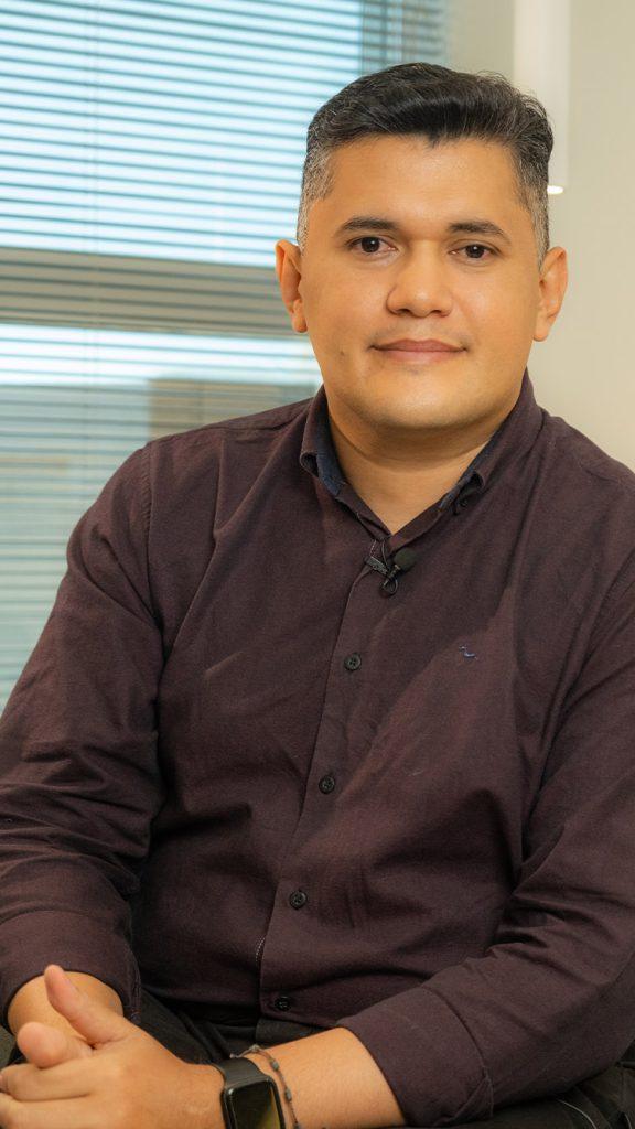 Italo Jardel, paciente do Dr. Stélio Araújo Neto